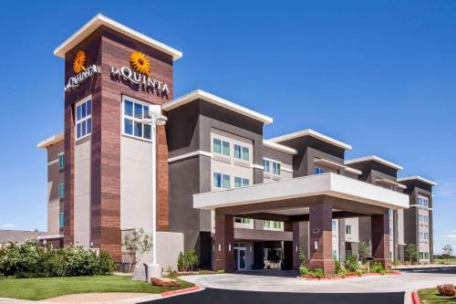 La Quinta by Wyndham Odessa North - image 4