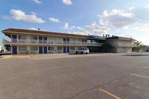 Motel 6-Odessa TX - main image
