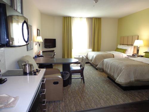 Candlewood Suites Odessa an IHG Hotel - image 4