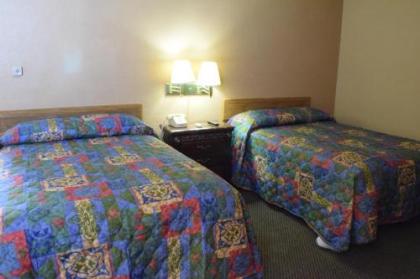 Imperial Motel - image 3