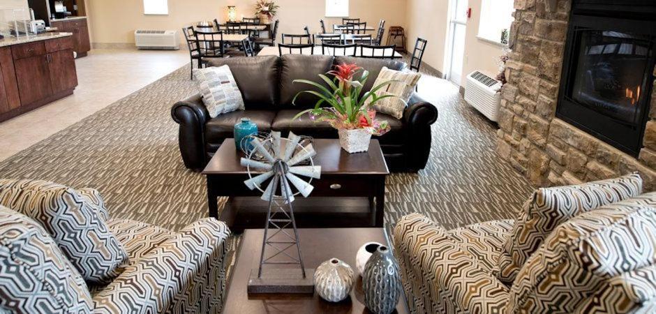 Cornerstone Inn & Suites Oelwein - main image