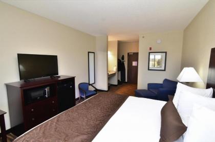 Cornerstone Inn & Suites Oelwein - image 4