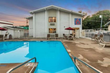 Motel 6 Ogden UT- Downtown - image 2