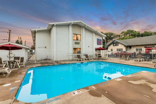Motel 6 Ogden UT- Downtown - image 5