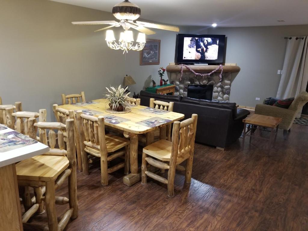 2BR Rustic Villa - image 7