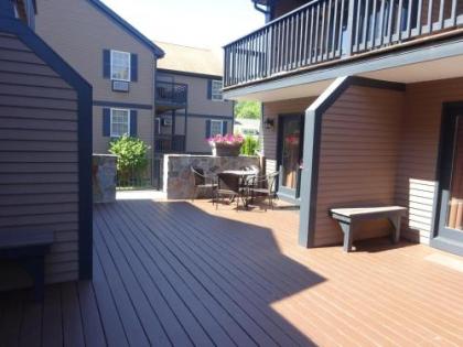 Sea Rose Suites - image 4