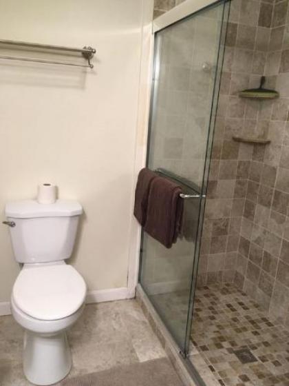 Perkins Cove Oceanfront Cottage - image 4