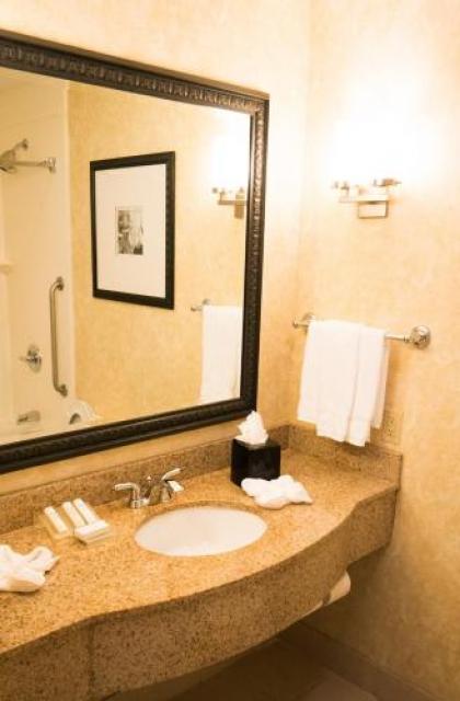 Hilton Garden Inn Oklahoma City North Quail Springs - image 2