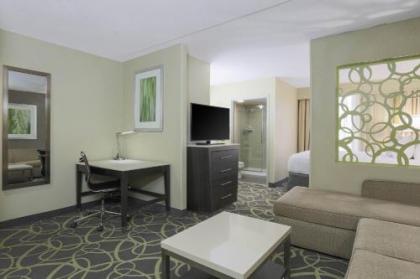 SpringHill Suites by Marriott Oklahoma City Quail Springs - image 5