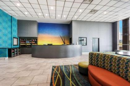 Clarion Inn & Suites Oklahoma City near Bricktown - image 3