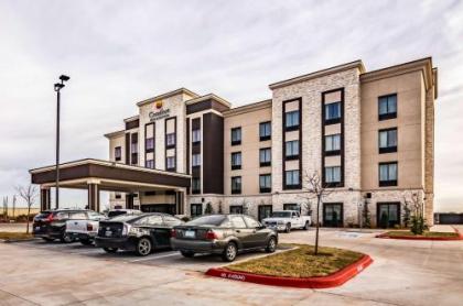 Comfort Inn & Suites Oklahoma City - image 2
