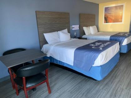 Days Inn by Wyndham Okmulgee - image 3