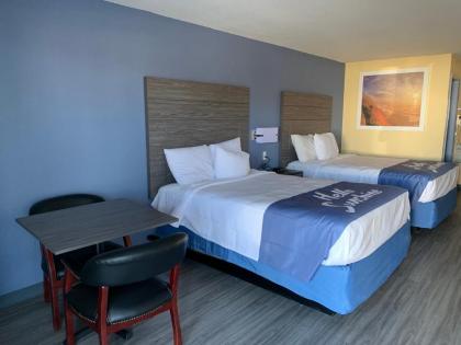 Days Inn by Wyndham Okmulgee - image 4