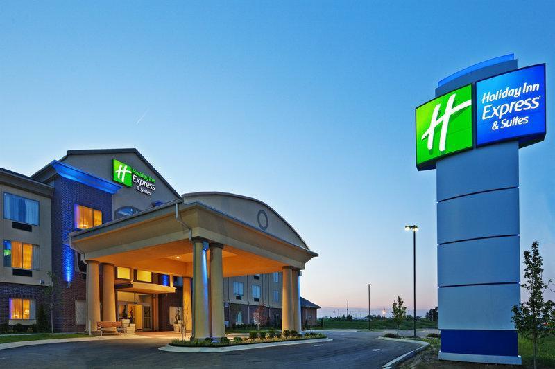 Holiday Inn Express Hotel And Suites Okmulgee - main image