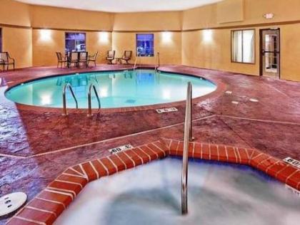 Holiday Inn Express Hotel And Suites Okmulgee - image 15
