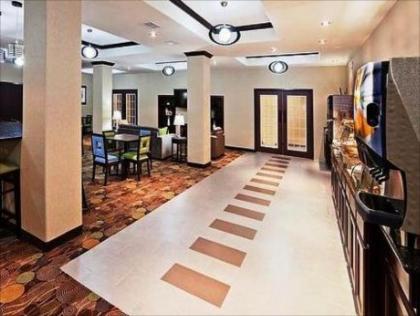 Holiday Inn Express Hotel And Suites Okmulgee - image 3