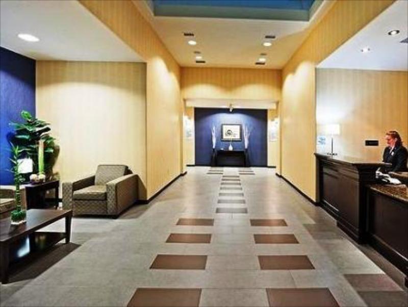Holiday Inn Express Hotel And Suites Okmulgee - image 4