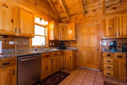 Dancing Bears Cabin - image 10