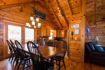 Dancing Bears Cabin - image 5