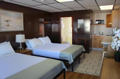 Abellona Inn & Suites - image 2