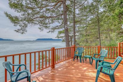 Northwest Shoreline Home - image 12