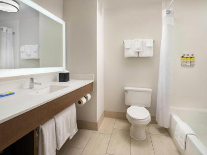 Holiday Inn Express Hotel & Suites Olive Branch an IHG Hotel - image 14