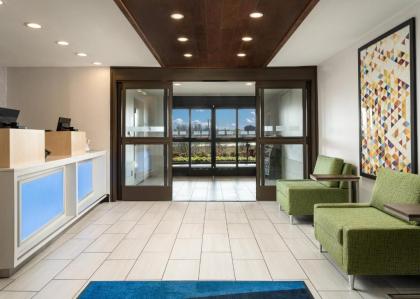 Holiday Inn Express Hotel & Suites Olive Branch an IHG Hotel - image 20