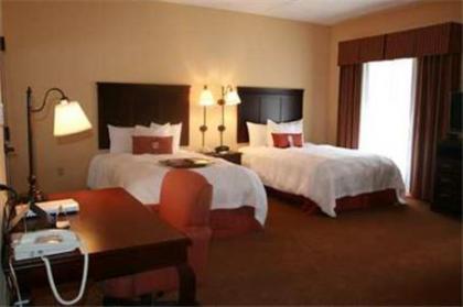 Hampton Inn Olive Branch - image 15