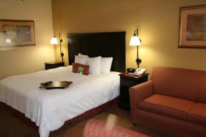 Hampton Inn Olive Branch - image 3