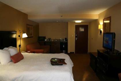 Hampton Inn Olive Branch - image 4