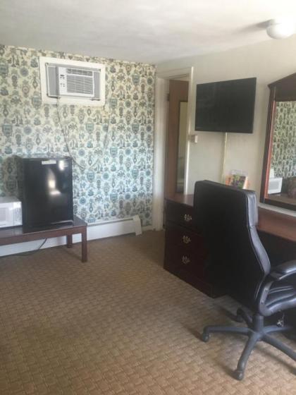 Travelers Inn Olney - image 13