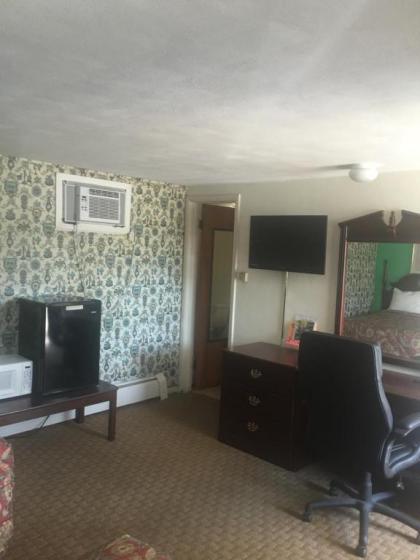 Travelers Inn Olney - image 14