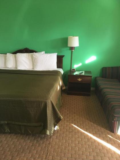 Travelers Inn Olney - image 3
