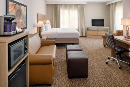 DoubleTree by Hilton Olympia - image 14