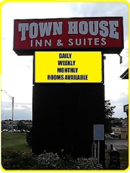 townhouse Inn  Suites Omaha