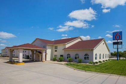 motel 6 Omaha   IAt West Omaha