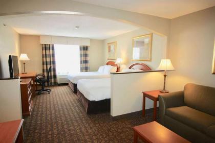 Days Inn & Suites by Wyndham Onalaska - image 2