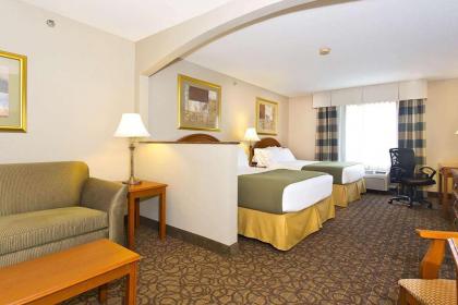 Days Inn & Suites by Wyndham Onalaska - image 4