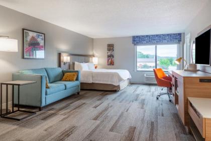 Hampton Inn La Crosse/Onalaska - image 2