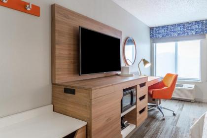 Hampton Inn La Crosse/Onalaska - image 4