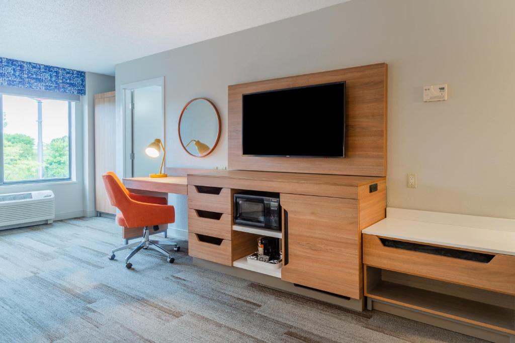 Hampton Inn La Crosse/Onalaska - image 7