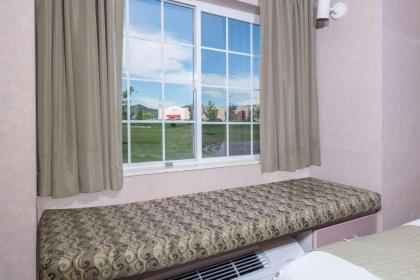 Microtel Inn La Crosse Onalaska Area - image 3