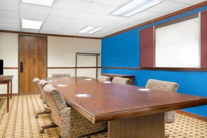 Baymont by Wyndham La Crosse/Onalaska - image 10