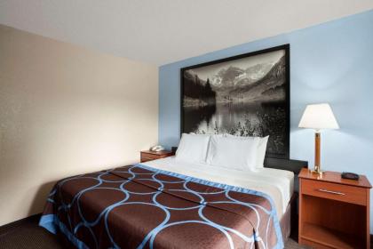 Super 8 by Wyndham Oneida Verona - image 5
