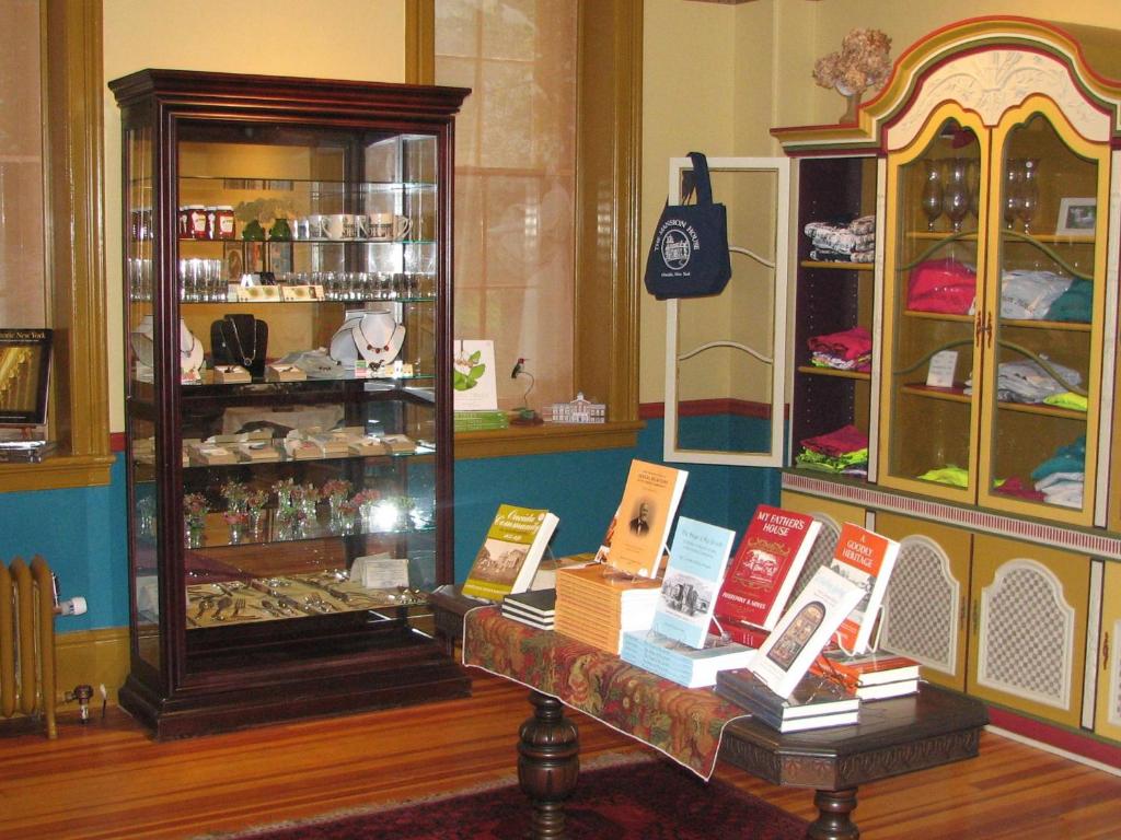 Oneida Community Mansion House - image 4