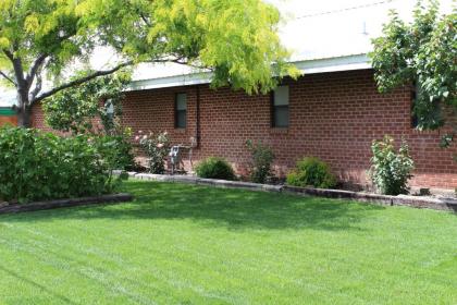 Ontario Inn - image 12