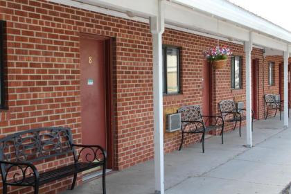 Ontario Inn - image 2