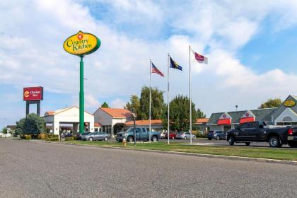 Clarion Inn Ontario - image 8