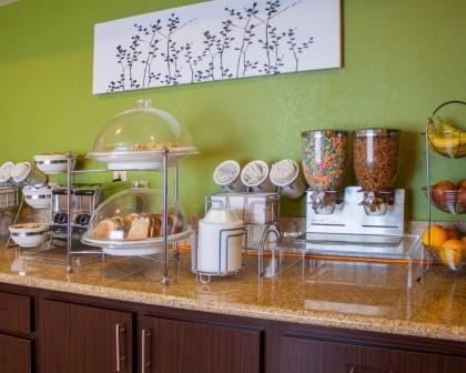 Sleep Inn Ontario - image 11