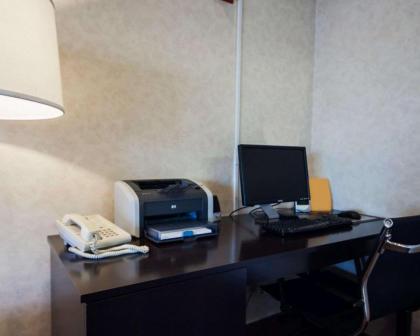 Sleep Inn Ontario - image 12